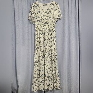 Mikarose Size Medium Floral Off-white and Blue Maxi Dress
